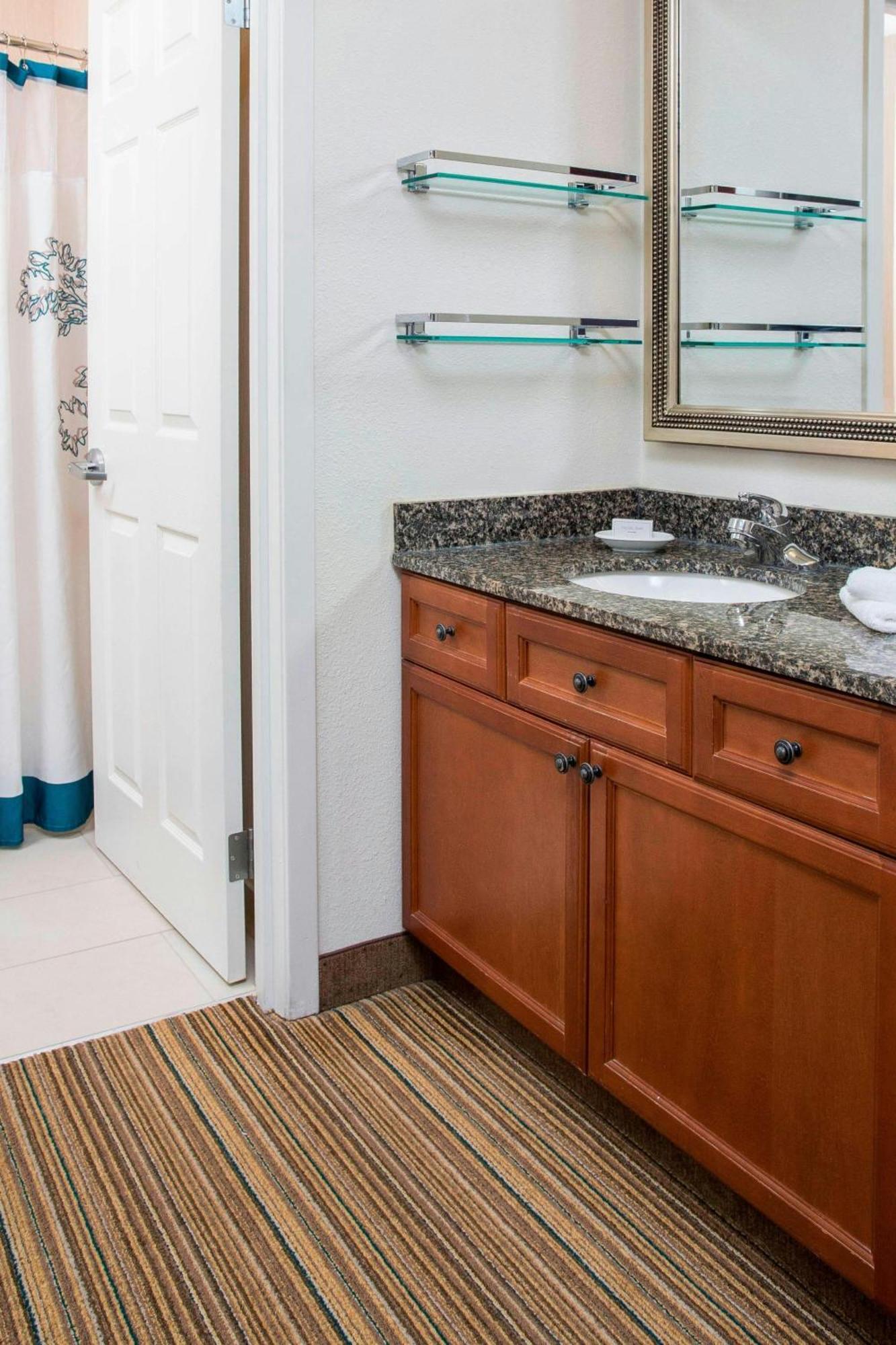 Residence Inn Rockford Hotel
